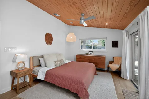 $1,444,000 | 2104 4 Oaks Lane, Austin, TX 78704