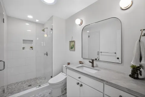 $1,444,000 | 2104 4 Oaks Lane, Austin, TX 78704