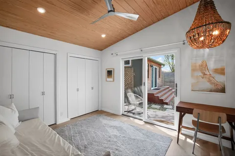 $1,444,000 | 2104 4 Oaks Lane, Austin, TX 78704