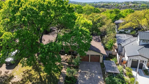 $1,444,000 | 2104 4 Oaks Lane, Austin, TX 78704