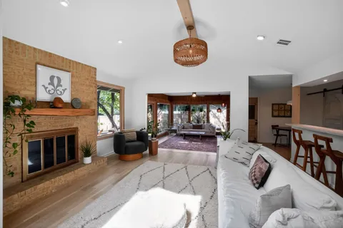 $1,444,000 | 2104 4 Oaks Lane, Austin, TX 78704