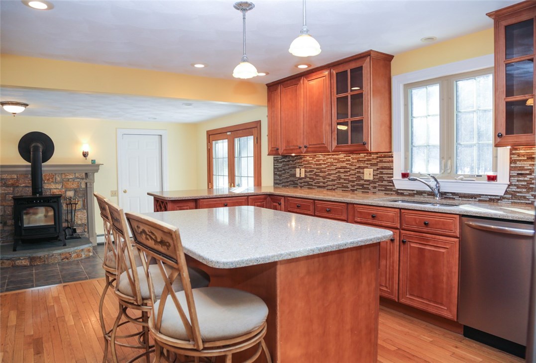 98 Rustic Acre Drive Glocester, RI 02814 - Photo 14 of 40 Gallery Image 14