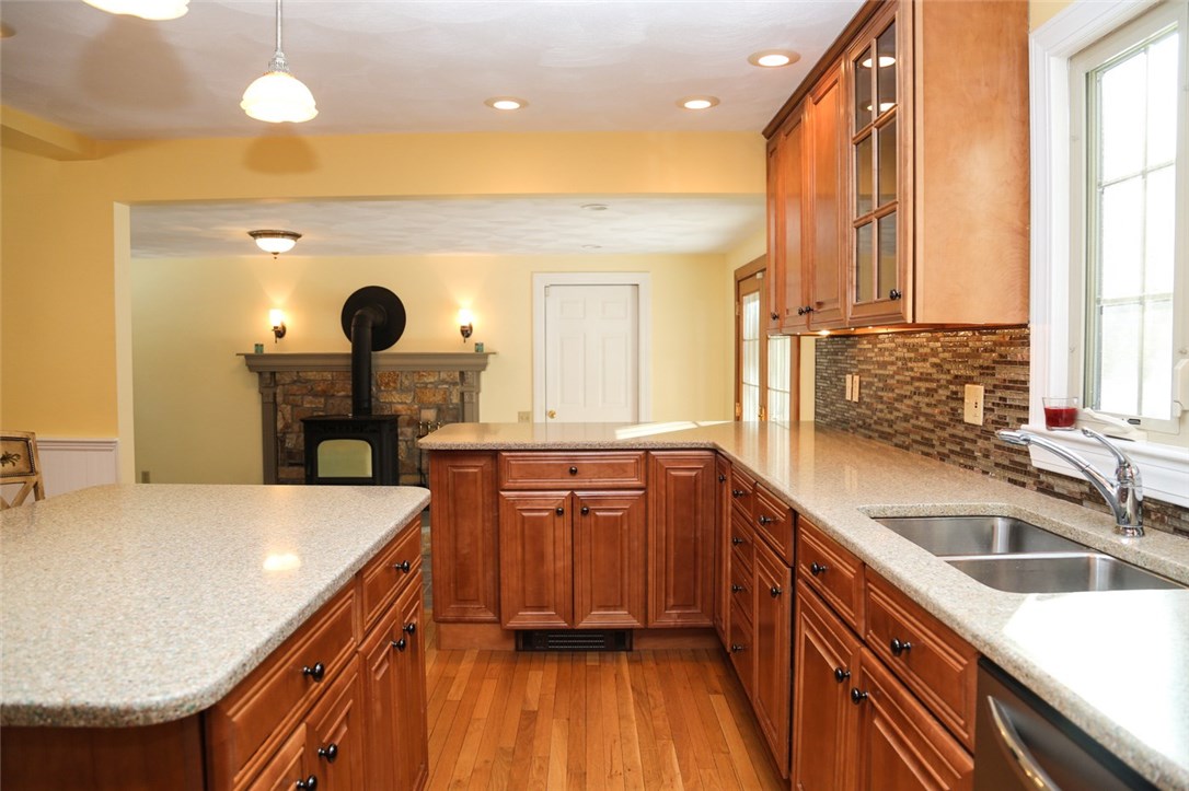 98 Rustic Acre Drive Glocester, RI 02814 - Photo 15 of 40 Gallery Image 15