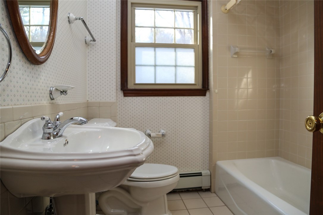 98 Rustic Acre Drive Glocester, RI 02814 - Photo 19 of 40 Gallery Image 19