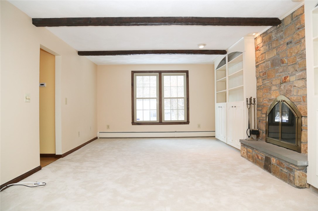 98 Rustic Acre Drive Glocester, RI 02814 - Photo 22 of 40 Gallery Image 22