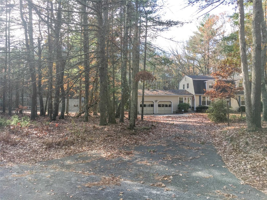 98 Rustic Acre Drive Glocester, RI 02814 - Photo 6 of 40 Gallery Image 6