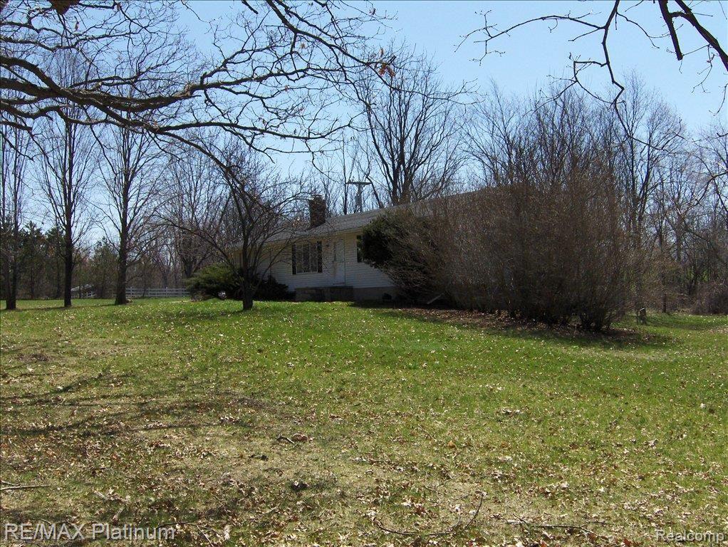 11197 Moyer Road Fowlerville, MI 48836 - Photo 2 of 9 Front (4)