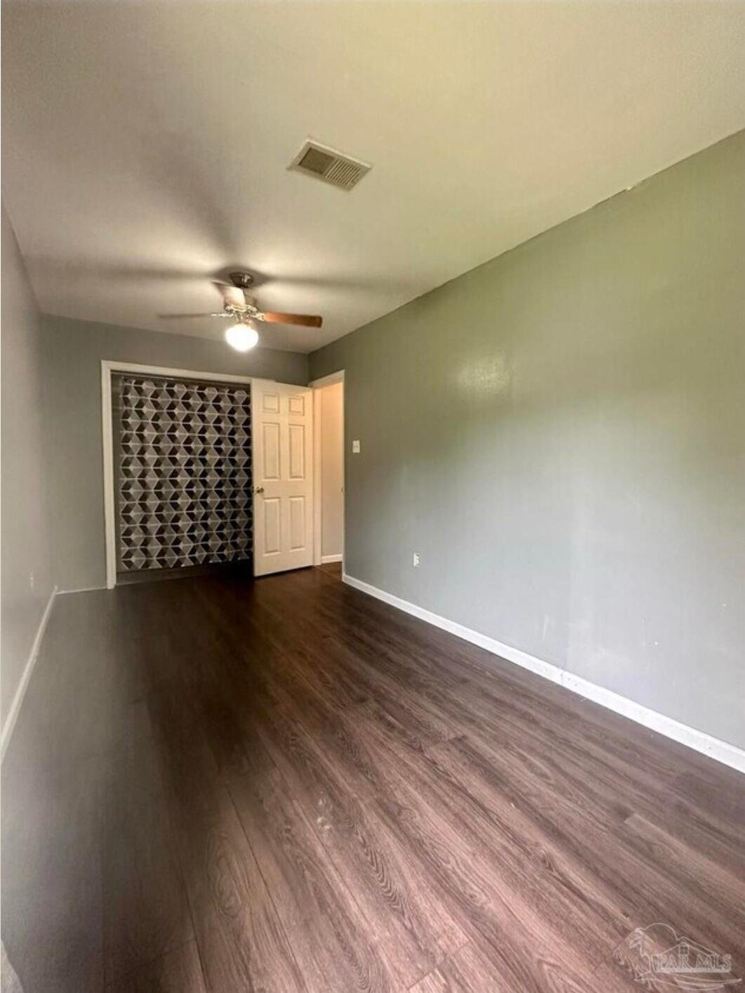 2105 Seagrape Drive Navarre, FL 32566 - Photo 8 of 9 3rd room