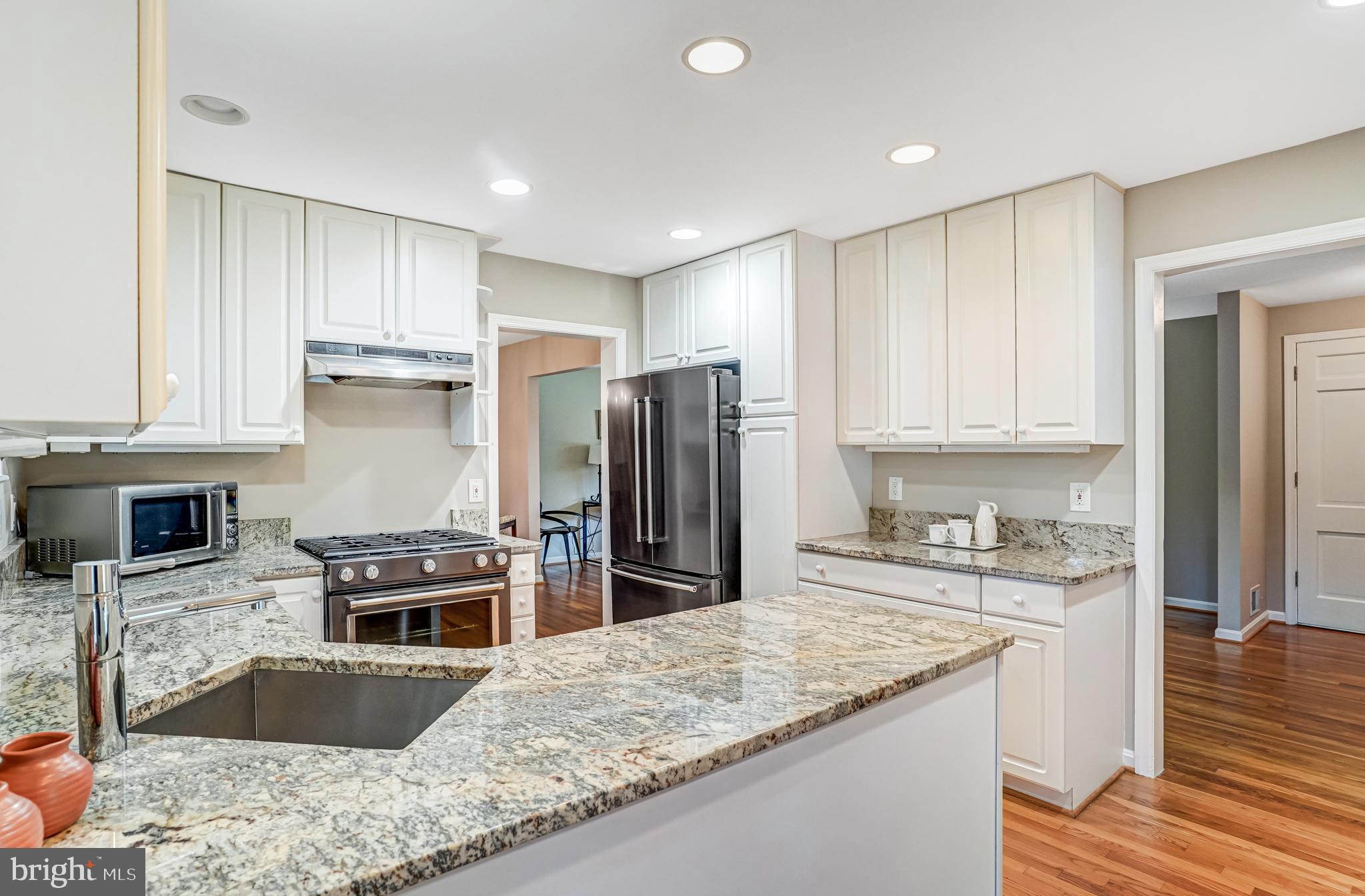8405 Thames Street Springfield, VA 22151 - Photo 12 of 38 Gallery Image 12