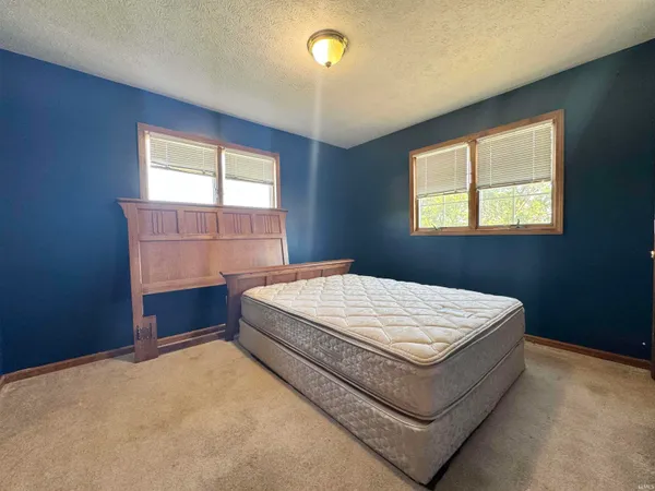 $460,900 | 1732 South 275th Street West, Bloomfield, IN 47424