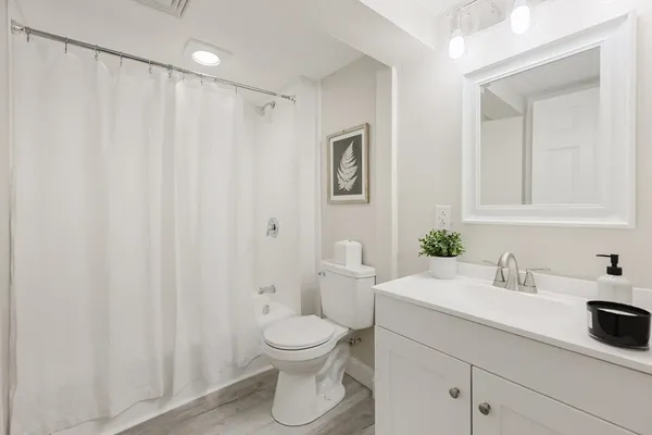 $575,000 | 16 Lenox Avenue, Westport, MA 02790