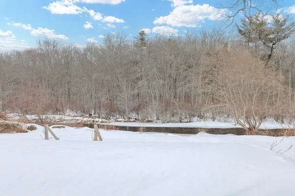 $575,000 | 16 Lenox Avenue, Westport, MA 02790