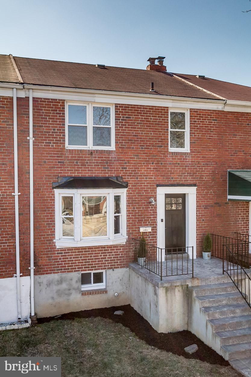 712 Stamford Road Baltimore, MD 21229 - Photo 1 of 28 Exterior (Front)