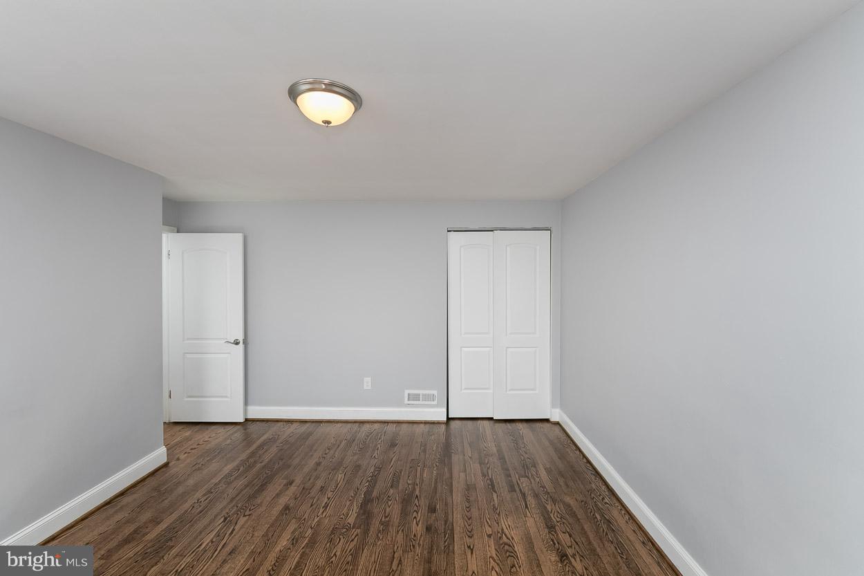 712 Stamford Road Baltimore, MD 21229 - Photo 18 of 28 Bedroom
