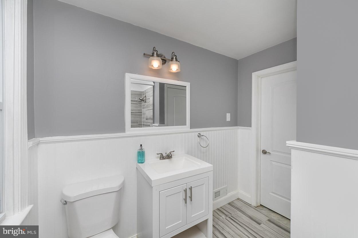 712 Stamford Road Baltimore, MD 21229 - Photo 21 of 28 Bedroom (Master)