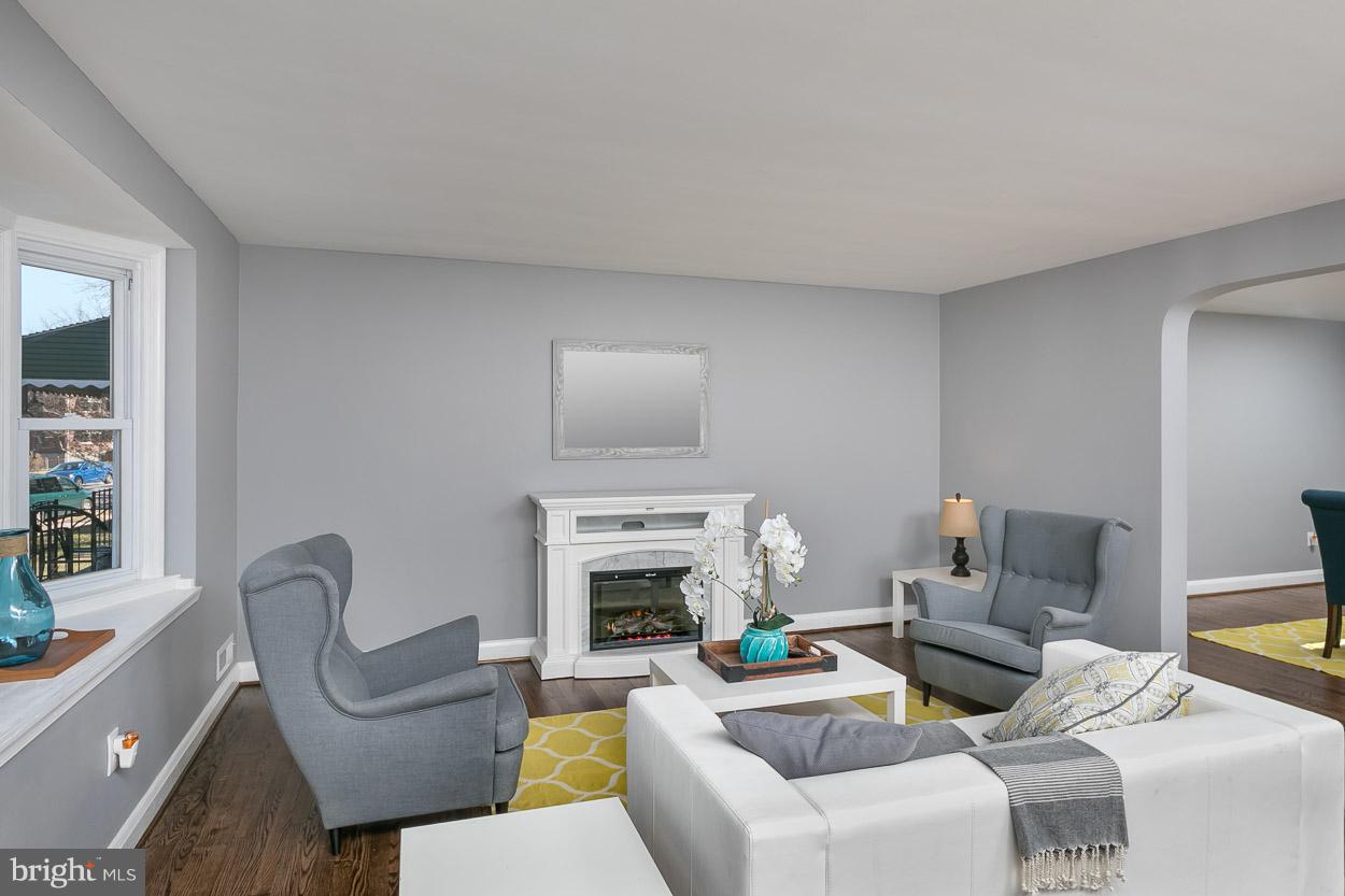 712 Stamford Road Baltimore, MD 21229 - Photo 10 of 28 Family Room