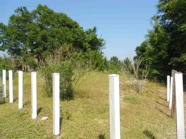 $170,000 | 6400 Scenic Highway, Pensacola, FL 32504