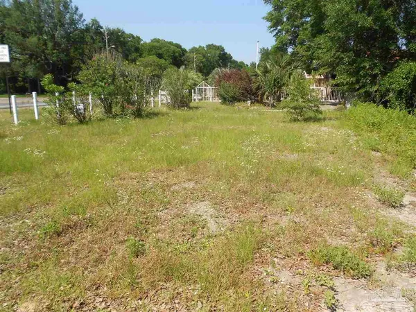 $170,000 | 6400 Scenic Highway, Pensacola, FL 32504