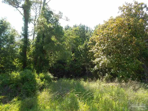 $170,000 | 6400 Scenic Highway, Pensacola, FL 32504