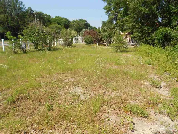 $170,000 | 6400 Scenic Highway, Pensacola, FL 32504