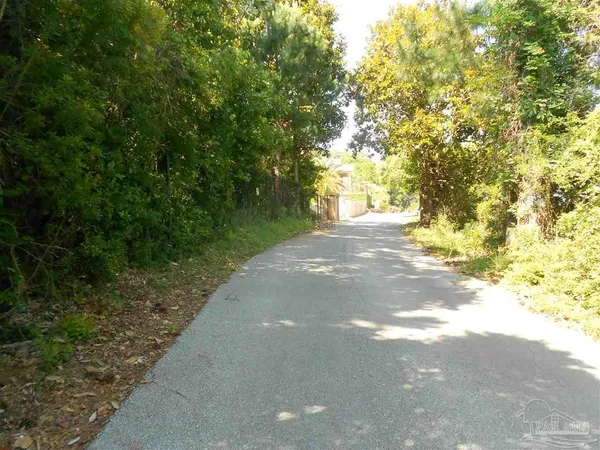 $170,000 | 6400 Scenic Highway, Pensacola, FL 32504