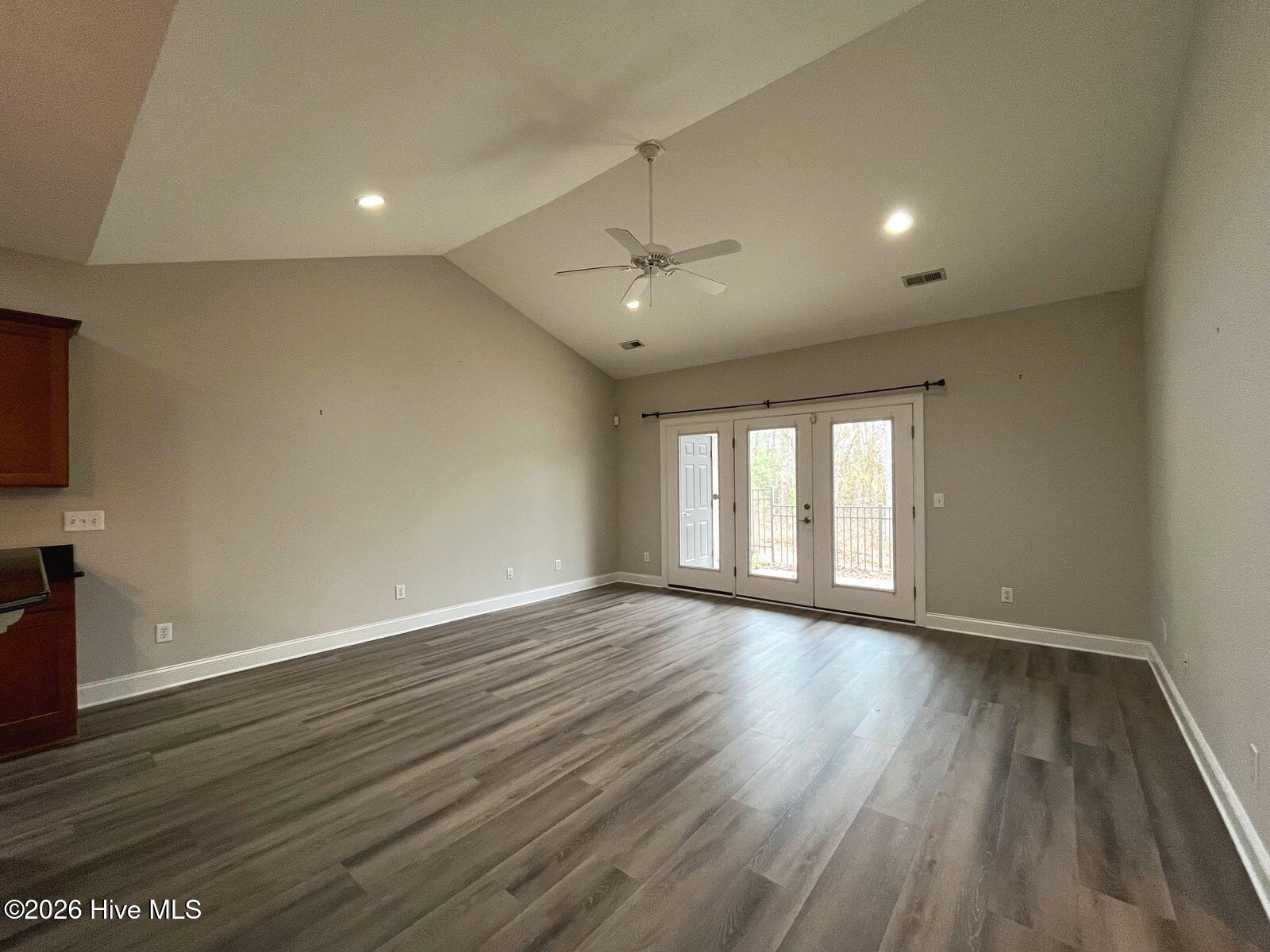 18 Elk Ridge Lane Southern Pines, NC 28387 - Photo 2 of 21 18 living 7