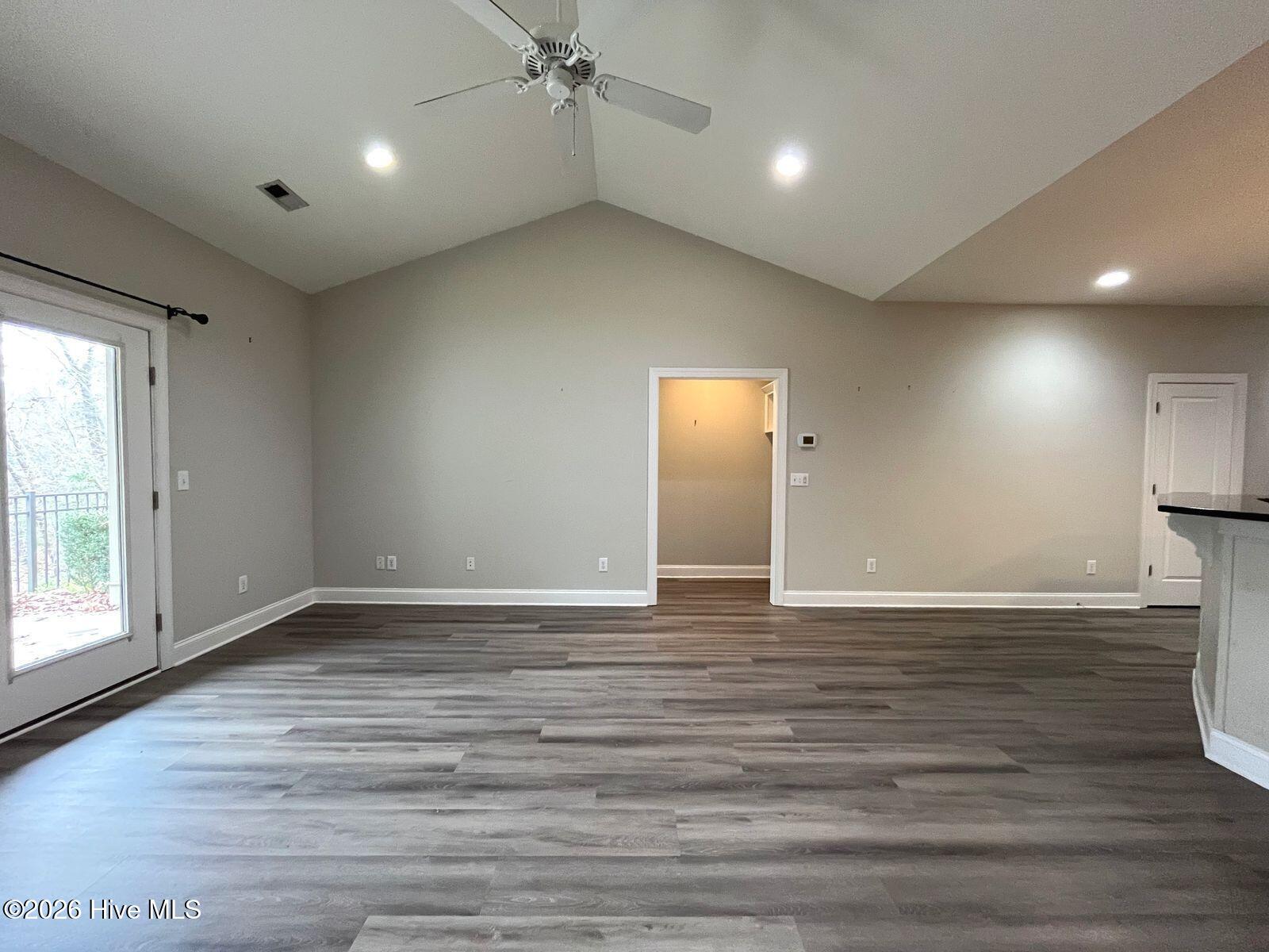 18 Elk Ridge Lane Southern Pines, NC 28387 - Photo 4 of 21 18 living 5