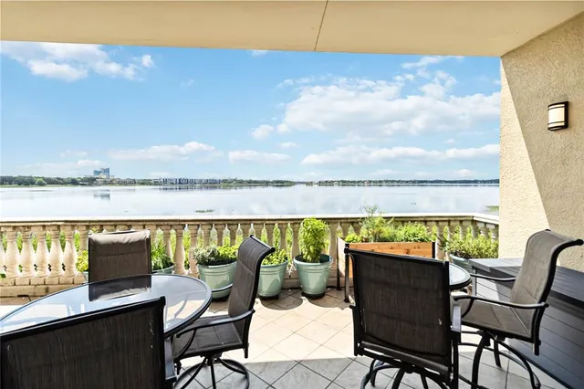 $540,000 | 8749 The Esplanade, Unit 6, Orlando, FL 32836