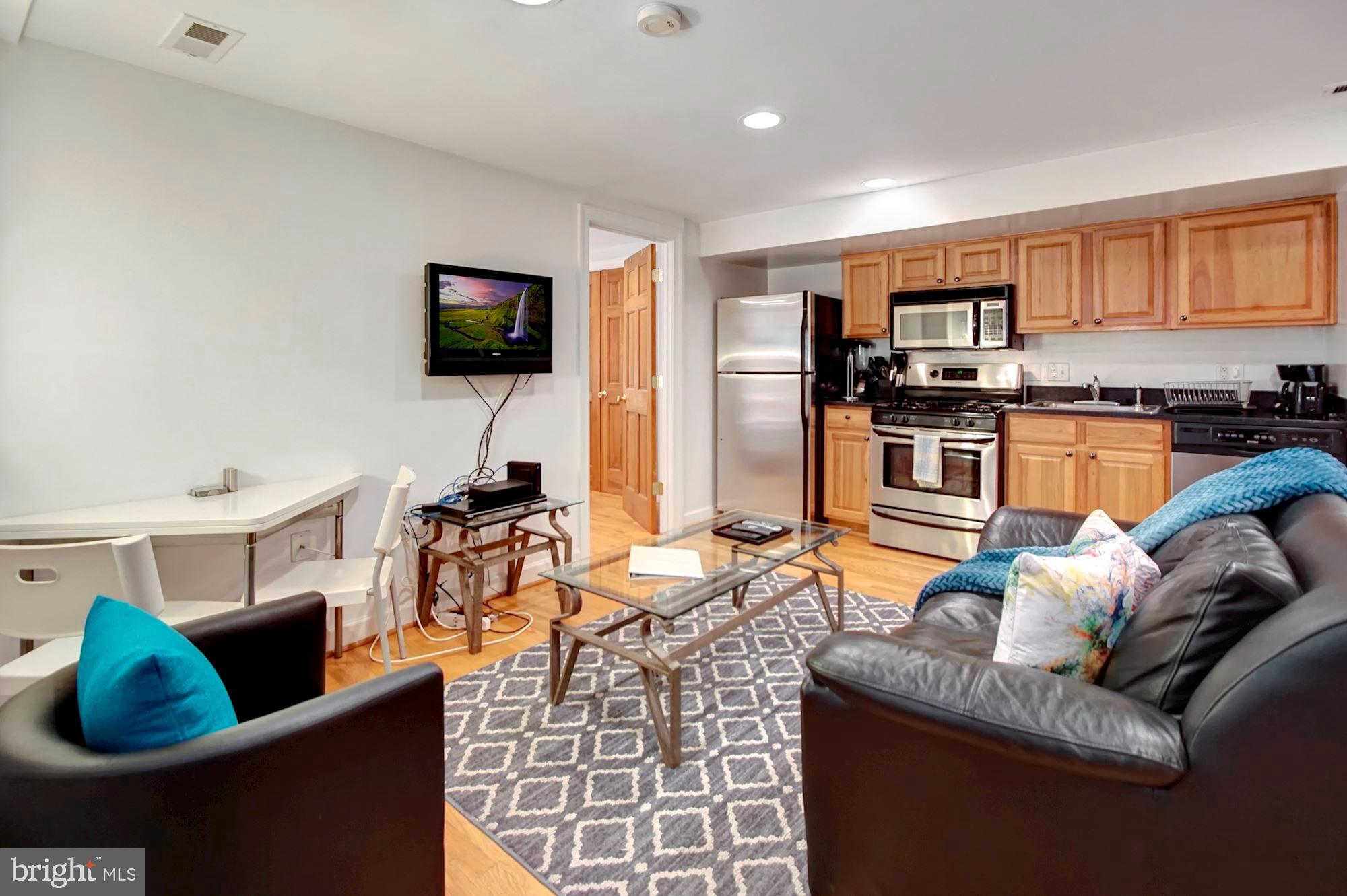 1421 Q Street Northwest, Unit 3 Washington, DC 20009 - Photo 11 of 27