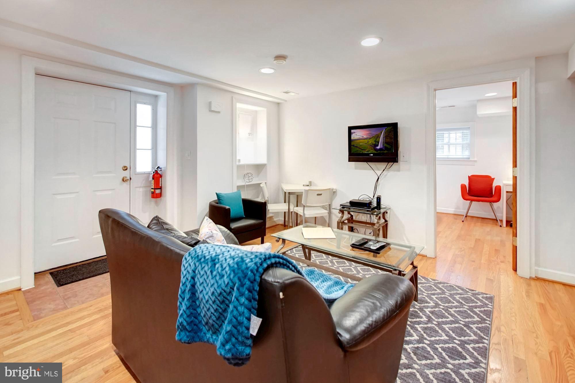 1421 Q Street Northwest, Unit 3 Washington, DC 20009 - Photo 4 of 27