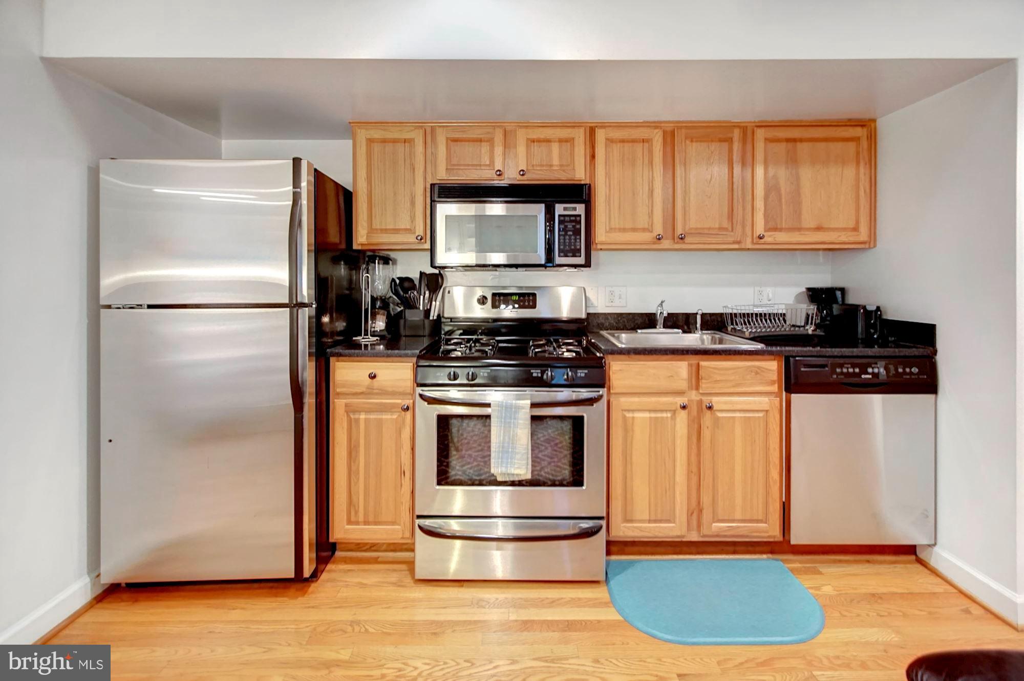 1421 Q Street Northwest, Unit 3 Washington, DC 20009 - Photo 9 of 27