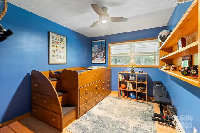 $367,500 | 23 Mountain Meadow Lane, Canton, NC 28716