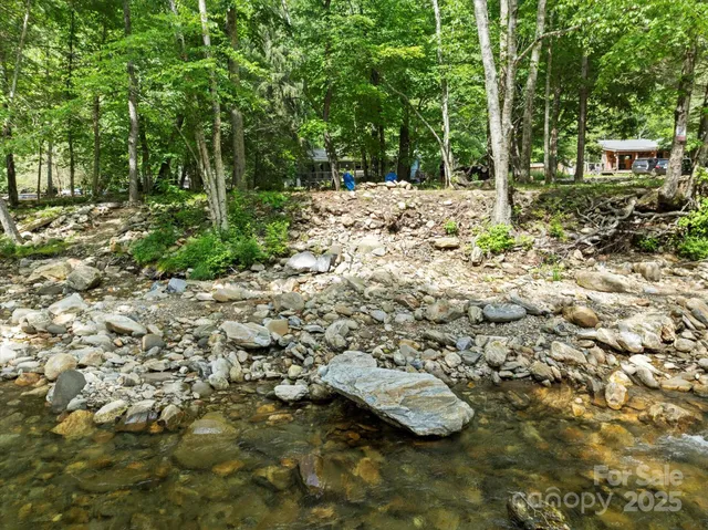 $367,500 | 23 Mountain Meadow Lane, Canton, NC 28716