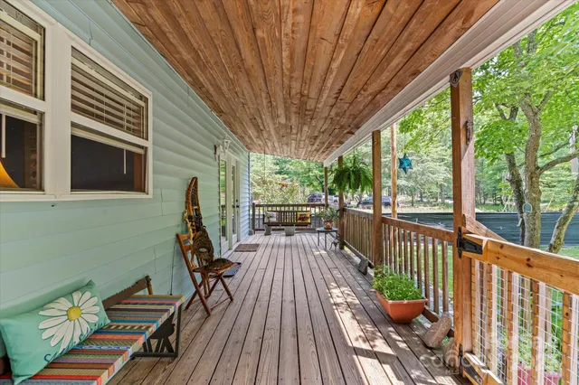 $367,500 | 23 Mountain Meadow Lane, Canton, NC 28716