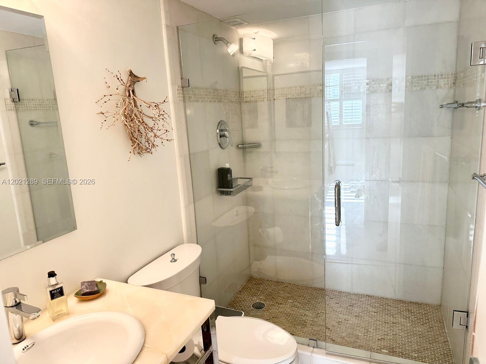150 Ocean Ln Drive, Unit 2A Key Biscayne, FL 33149 - Photo 27 of 33 Second
