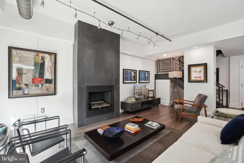 $1,549,000 | 1440 Church Street Northwest, Unit 605, Washington, DC 20005
