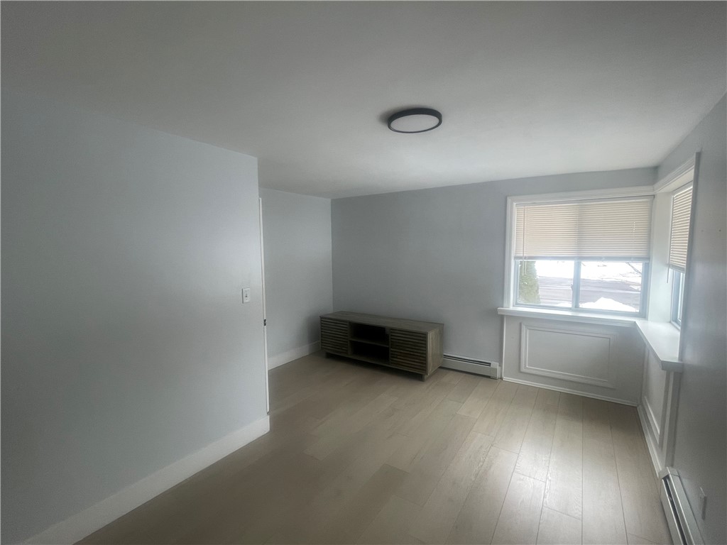 35 Fenwood Avenue Smithfield, RI 02917 - Photo 14 of 21