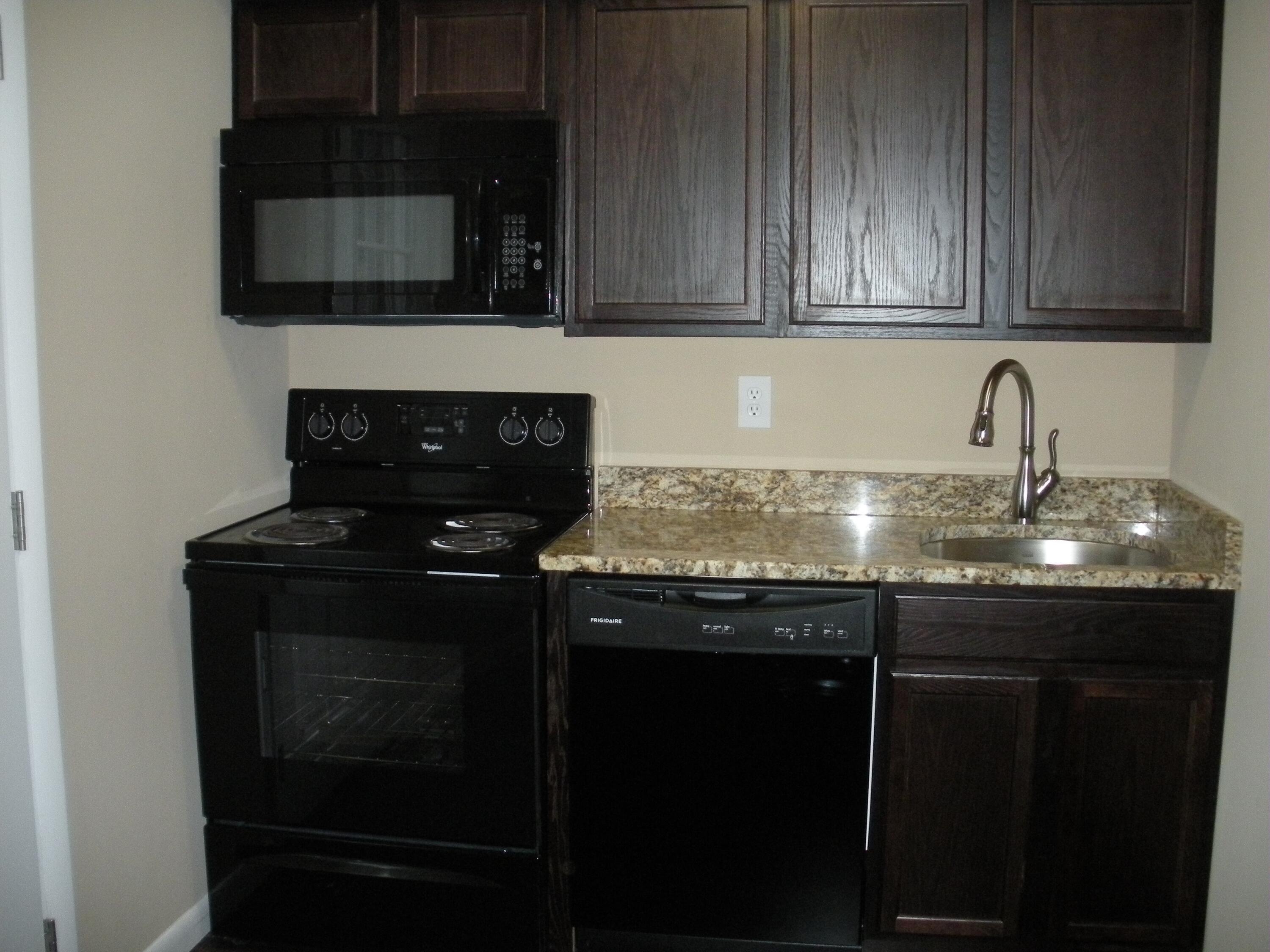 116 Lebanon Road Kingsport, TN 37663 - Photo 3 of 10 Img 03