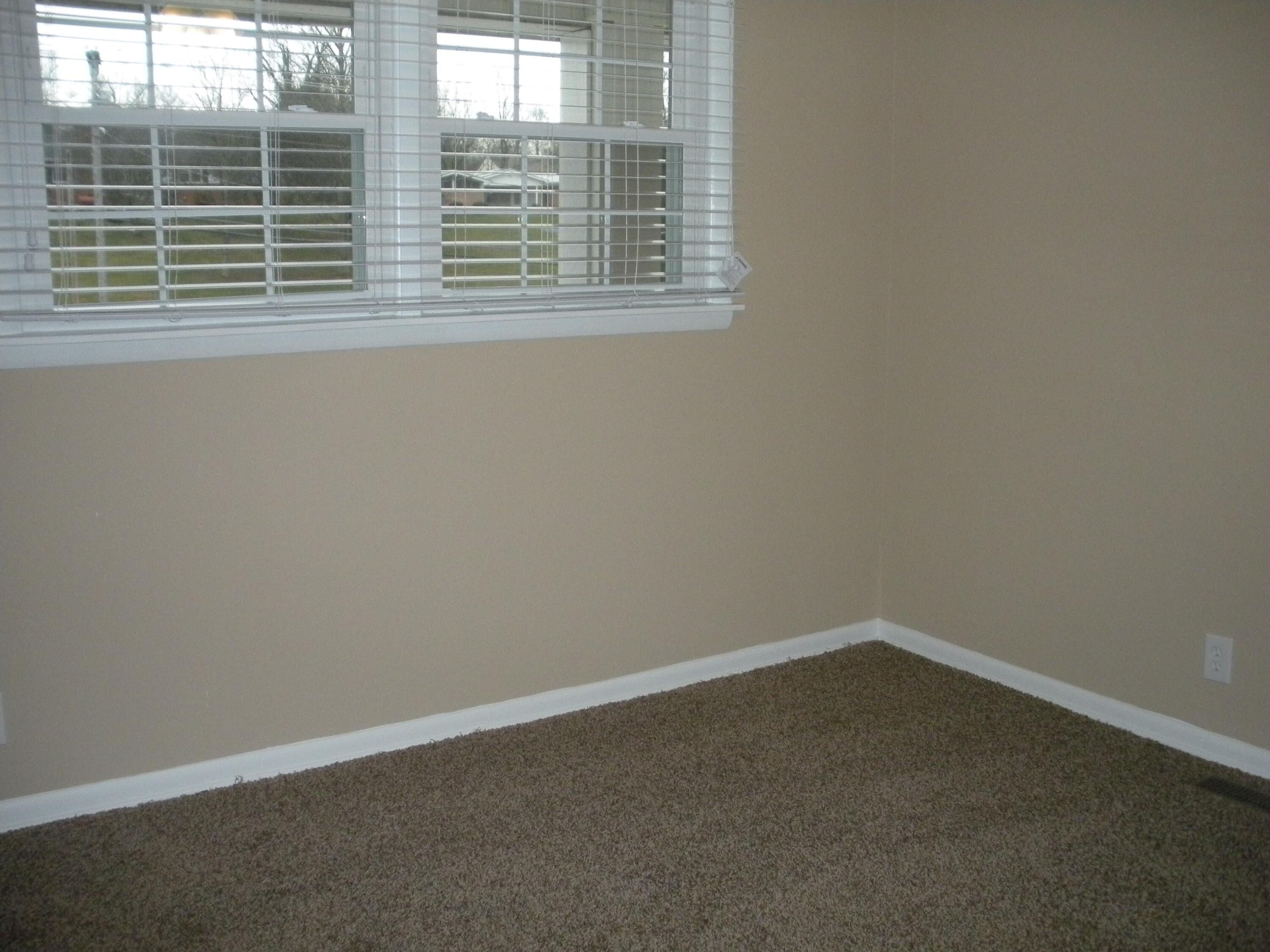 116 Lebanon Road Kingsport, TN 37663 - Photo 6 of 10 Img 06