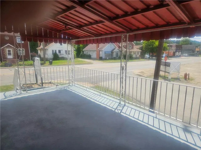 $1,600 | 2448 Mill Street, Aliquippa, PA 15001