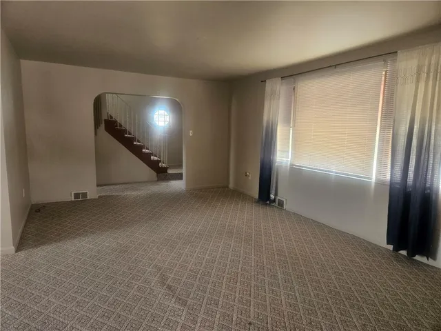 $1,600 | 2448 Mill Street, Aliquippa, PA 15001