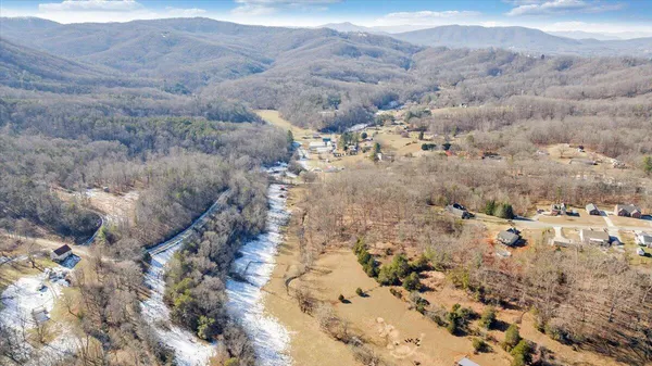 $197,950 | 0 Ridgecrest Road, Hardy, VA 24101