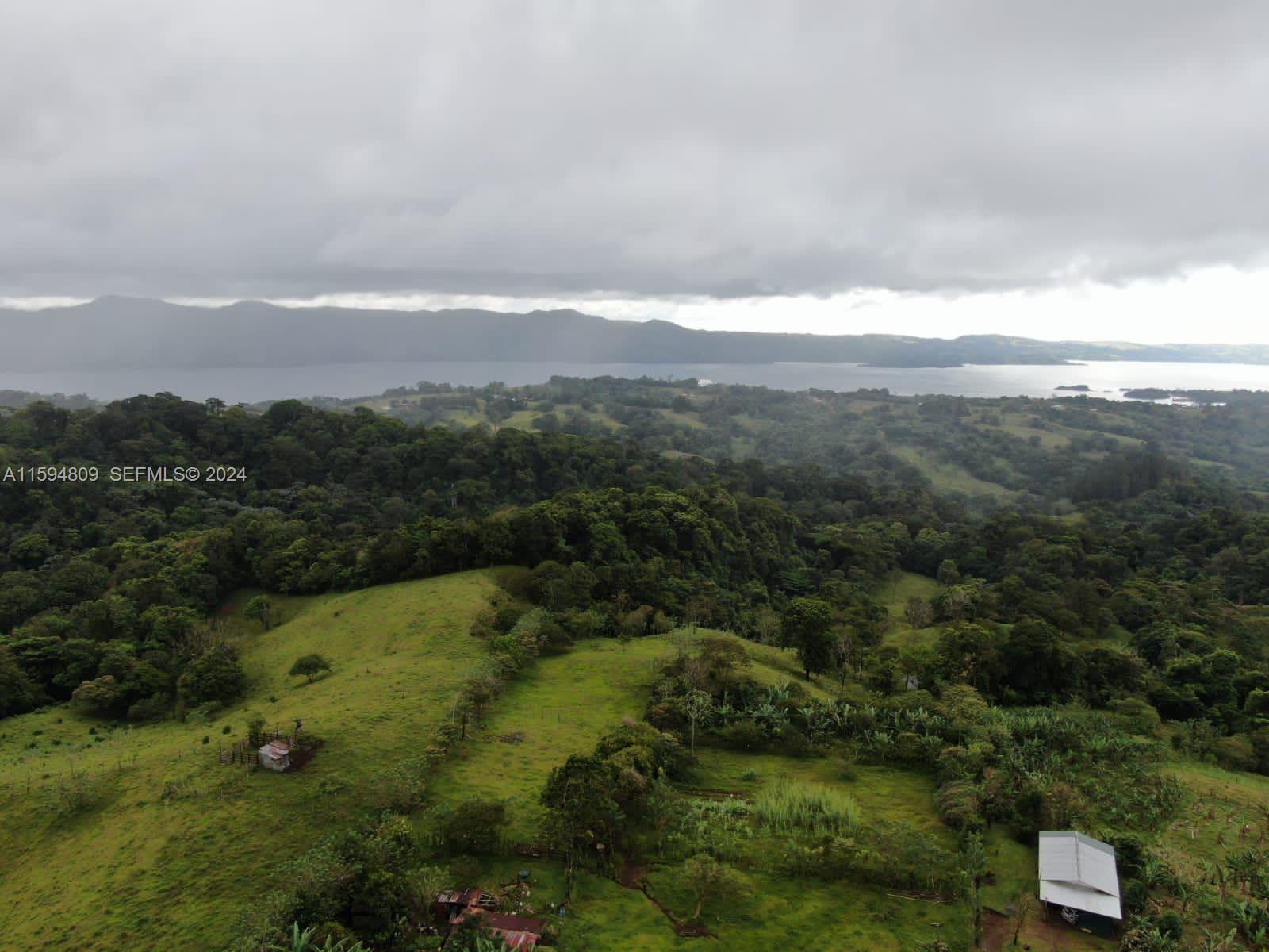 undefined, CR 00000 - Photo 3 of 14 a view of city and mountain