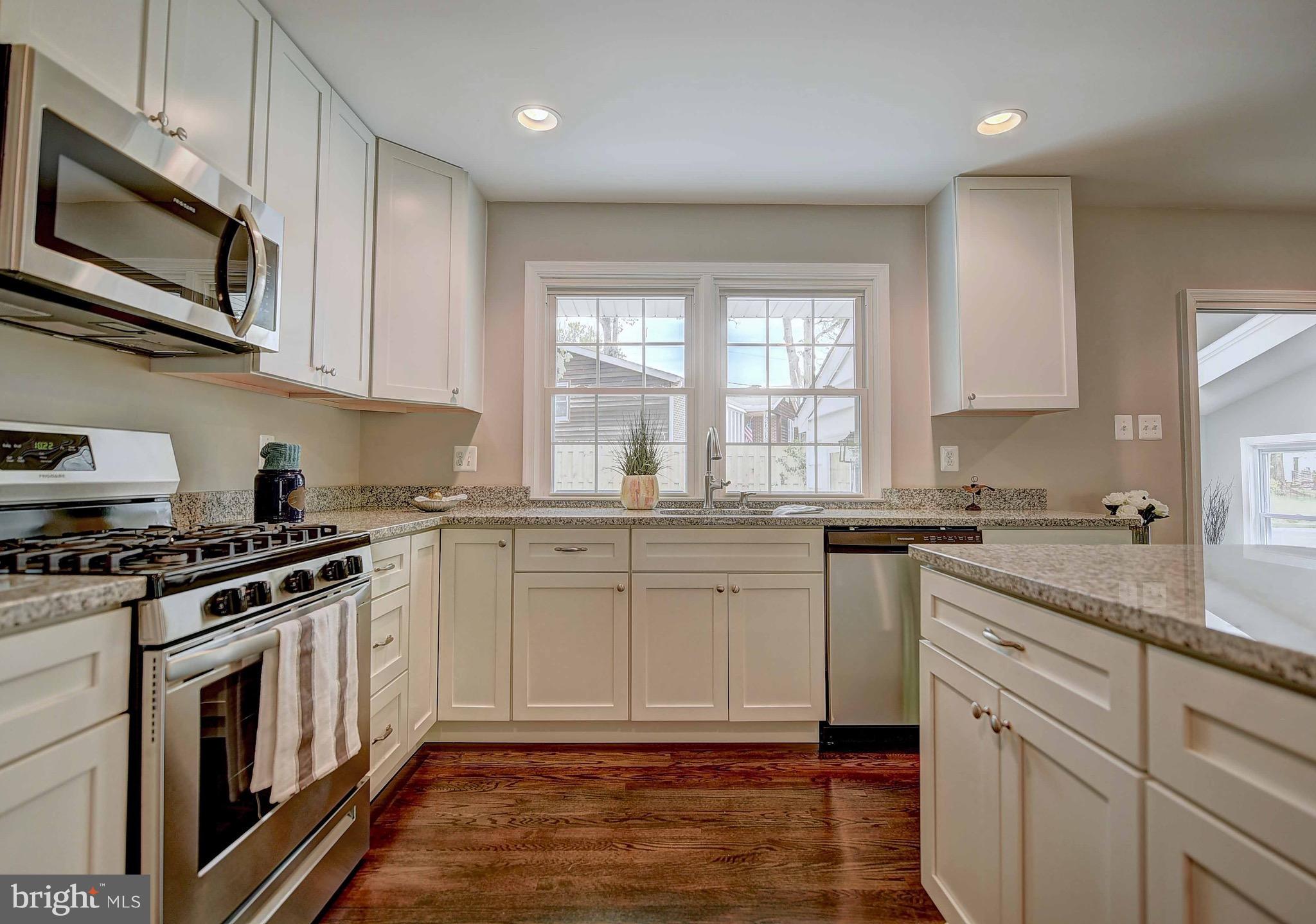 114 Kingbrook Road Linthicum, MD 21090 - Photo 2 of 24 Kitchen