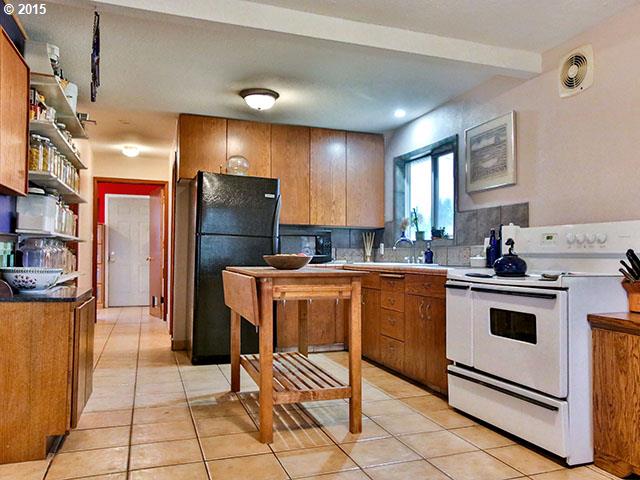 38238 Southeast Coupland Road Estacada, OR 97023 - Photo 4 of 16 Gallery Image 4