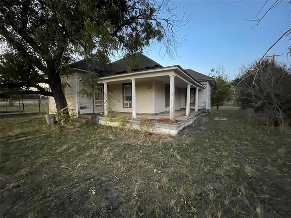 $52,000 | 100 Cottle Street, Moran, TX 76464