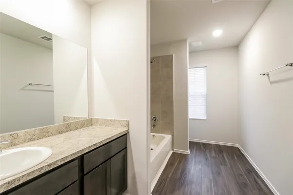 $2,035 | 2549 Coho Drive, Conroe, TX 77384