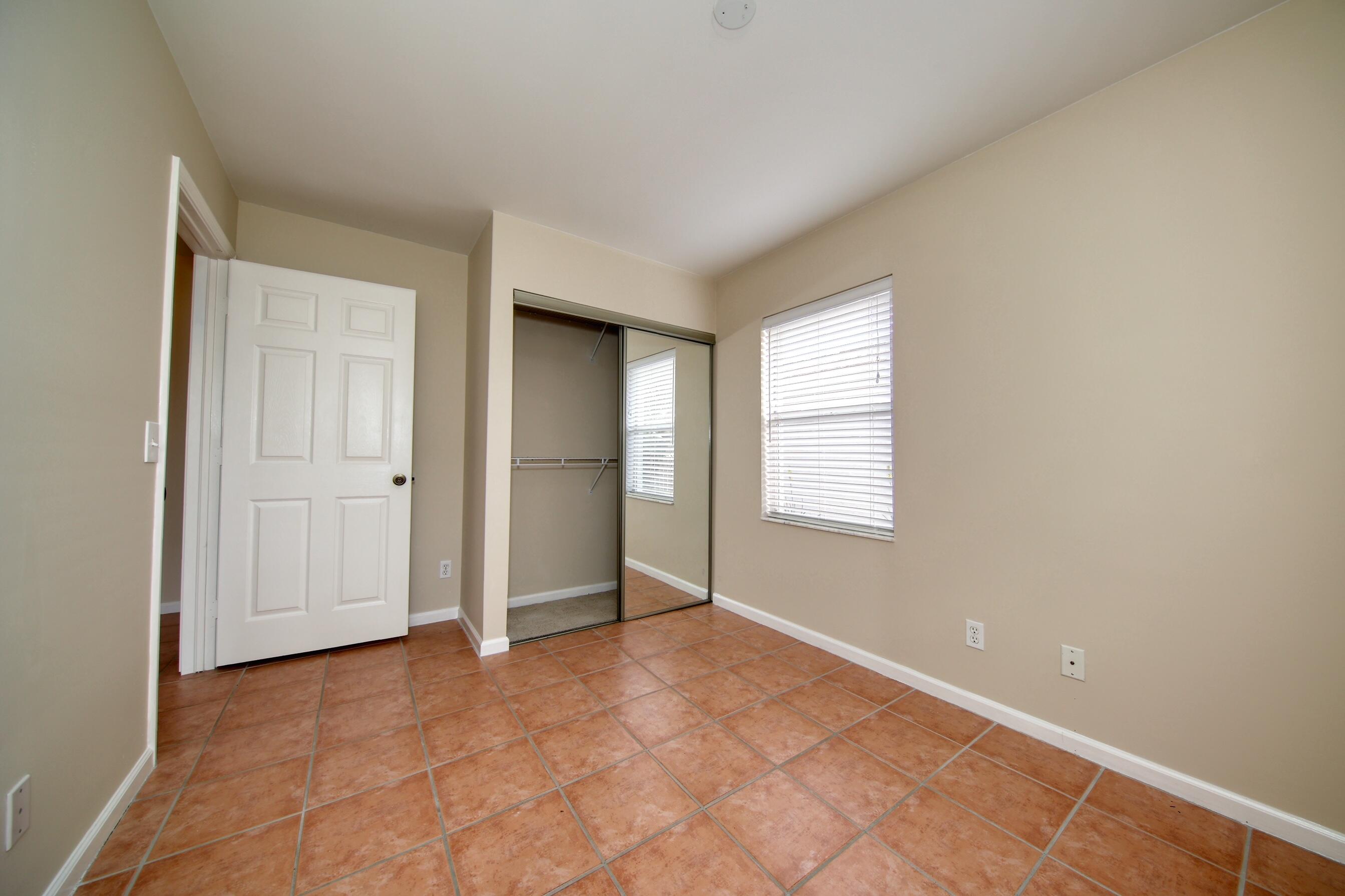 141 East Riverside Drive, Unit 40 Jupiter, FL 33469 - Photo 16 of 27 3rd Bedroom
