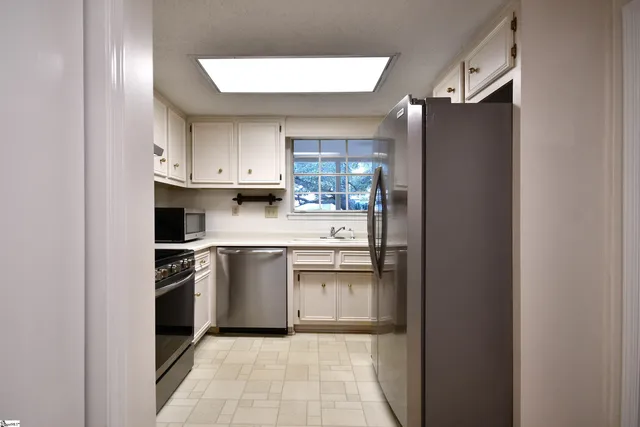 $274,900 | 925 Cleveland Street, Unit 225, Greenville, SC 29601