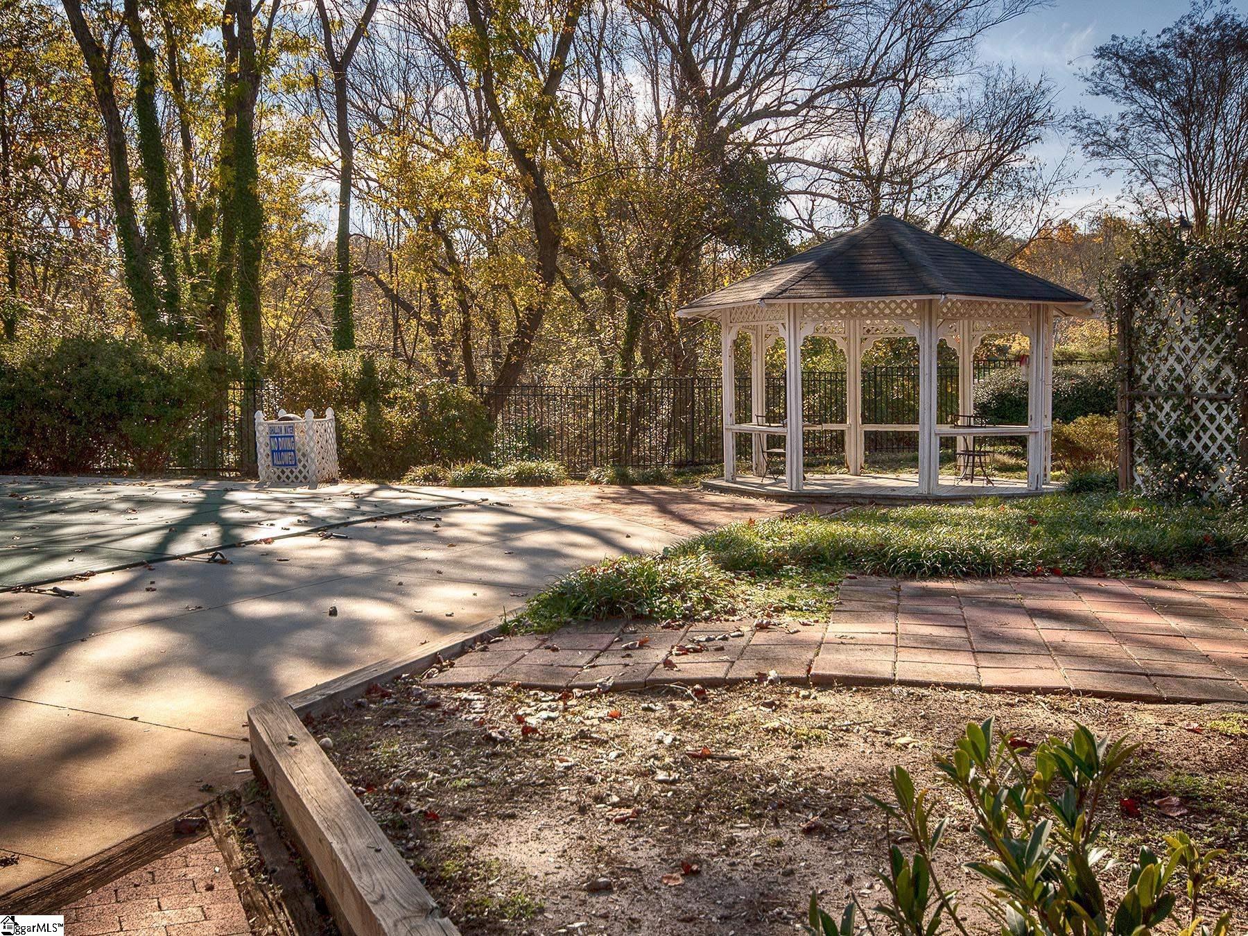 925 Cleveland Street, Unit 225 Greenville, SC 29601 - Photo 18 of 39